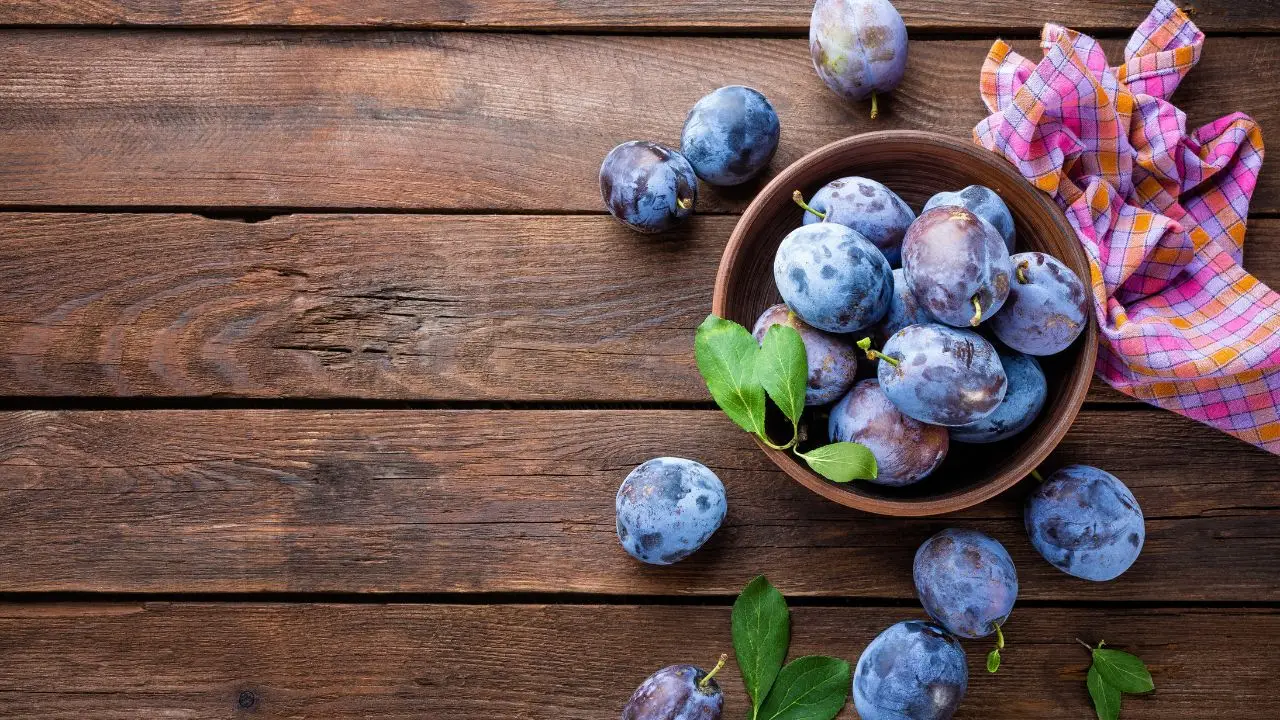 ¿Te suena la reina Claudia? Descubre los beneficios ocultos de esta fruta poco conocida